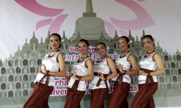 Juara 2 lomba Tari antar SMA/SMK tingkat Nasional dalam Olimpiade Pariwisata di UGM