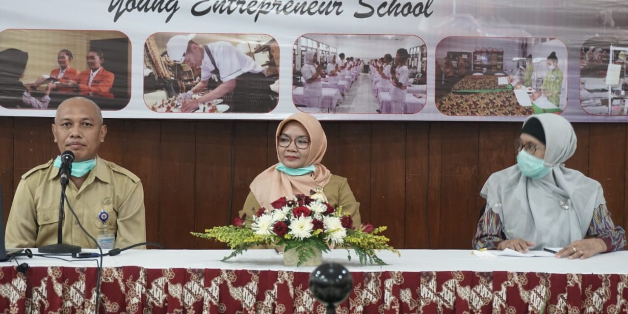 Masa Pengenalan Lingkungan Sekolah (MPLS) Online Live Youtube